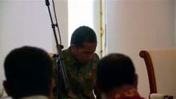 Jokowi: Jadi Orang yang Sabar