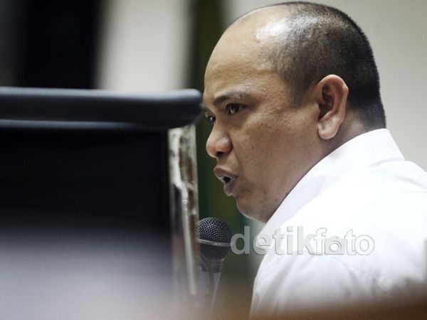 Gulat Manurung Jalani Sidang Lanjutan