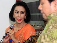 UU Peradilan Bagi Pejabat Tersangka Dibahas