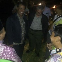 Suasana Remang di Sawah, Mentan Amran Gelar Rapat Darurat