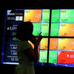 Transaksi Hanya 4 Triliun, IHSG Berkurang 6 Poin