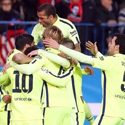 Barca Menang Setelah Mengatasi Lapangan yang Buruk & Gol Cepat Torres