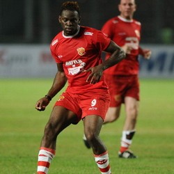 Louis Saha Tak Sabar Sapa Penggemar MU di Jakarta