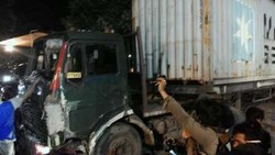 Kecelakaan Truk Vs Angkot di Sukabumi, Ibu dan Anak Tewas Terjepit