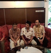 Datangi Kantor Wantimpres, Aktivis Suarakan Penolakan Komjen Budi