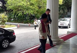 Ahok Terima Kunjungan Dubes Ceko Thomas Smetanka