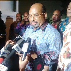 Gubernur Papua Ancam Usir Freeport Jika Tak Bangun Smelter di Papua