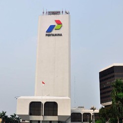 Harga Minyak Anjlok, Akankah Pertamina Kurangi Karyawan?