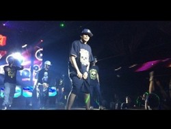 Aspirasi Crystal Opera di Sela Manggung