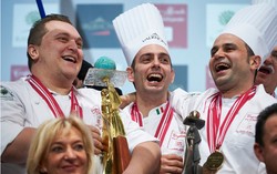 Tim Italia Raih Juara 1 World Pastry Cup 2015