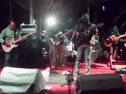 Dua Personel Pure Saturday Hengkang untuk Dalami Agama