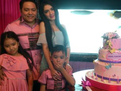 Ultah ke-28, Angel Karamoy Menangis Dihadiahi Puisi