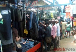 Kemendag: Pakai Baju Bekas Impor, Bisa Kena Penyakit Saluran Kelamin