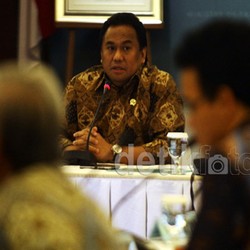 Larang Penjualan Bir, Mendag Gobel: Kok Remaja Beli Miras Tak Ditanya KTP?