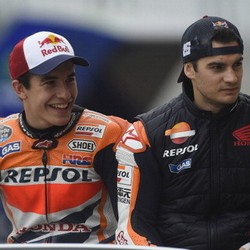 Jelang Launching Tim Honda, Marquez dan Pedrosa Sudah Tiba di Bali