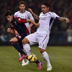 Fiorentina Diimbangi Genoa 1-1