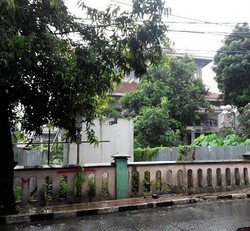 Warga Keluhkan Renovasi Kecamatan Ciracas, Camat: Kami Maunya Cepat Selesai