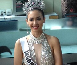 Suka Duka Elvira Devinamira Saat Jalani Karantina Miss Universe 2014