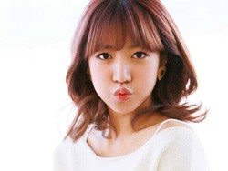 Namjoo Resmi Jadi Mahasiswi, Hayoung A Pink Tunda Kuliah