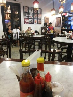 Kedai Kopi di Jakarta Ini Ada di Rumah yang Berusia 148 tahun