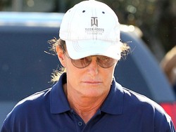 Bruce Jenner Berniat Ganti Kelamin Sejak Setahun Lalu