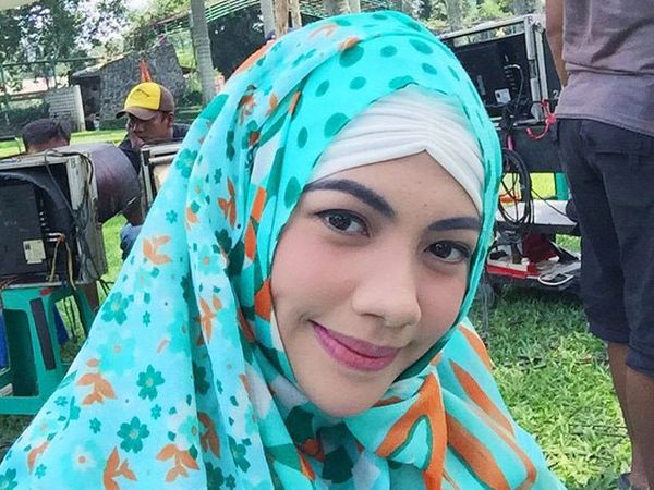 Kezia 'Cherrybelle' Tampil Berhijab