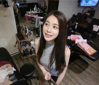 Sensasi di Internet: Guru Cantik Sampai Pedagang Seksi