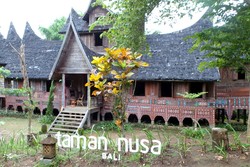 Taman Nusa, Taman Mini Indonesia dari Bali