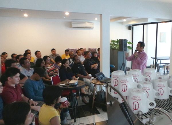 Rahasia Memulai Bisnis Kafe Diungkap dalam 'Indonesian Coffee Academy'
