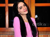 Angel Karamoy si Ibu Cantik