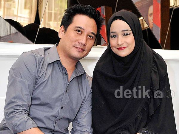 Pasangan Serasi, Cindy Fatika Sari dan Tengku Firmansyah