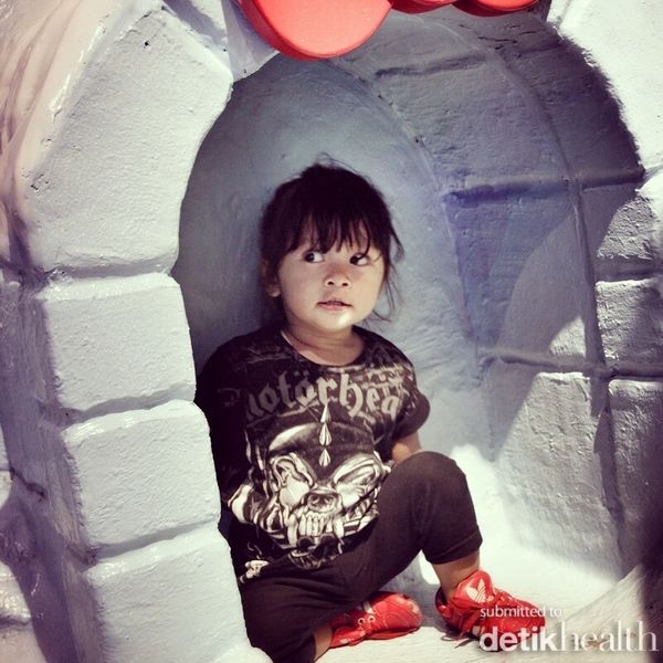 Azzaara Dearly Maileeqa