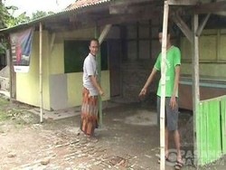 Di Warung Inilah 3 TKI yang Baru Pulang dari Uruguay Dibius dan Dibuang