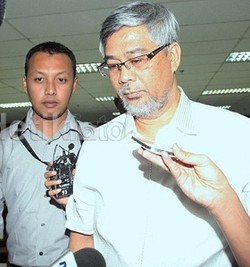 Polri: Akil Mochtar Sedang Diperiksa di Bareskrim