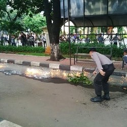 Mobil Terbakar di Bareskrim Berhasil Dipadamkan, Bau Bensin Tercium Menyengat