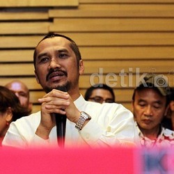 Temui Elite Politik Harus Sepengetahuan Pimpinan Lain, Sudahkah Samad Melapor?