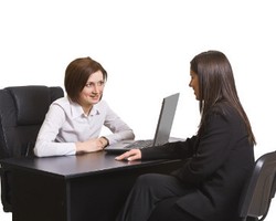 Panduan Cara Bersikap Saat Pertama Kali Interview Kerja