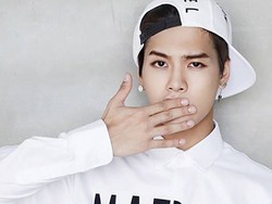 Kaki Jackson GOT7 Di-gips karena Kecelakaan Saat Syuting