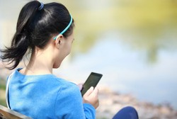 Begini Akibatnya Kalau Remaja Bandel Main Gadget Seharian