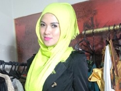 Ada Puput Melati dan Dian Pelangi di Balik Keputusan Berhijab Delia