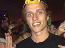 Ancam Bunuh Pramugari, Adik Paris Hilton Dipolisikan