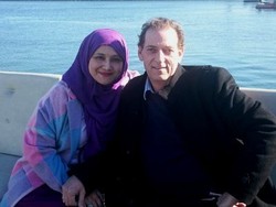 Fanny Bauty dan Cinta yang Tak Kenal Usia