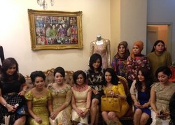 Amy Atmanto Buka Butik Baru, Diramaikan Para Sosialita