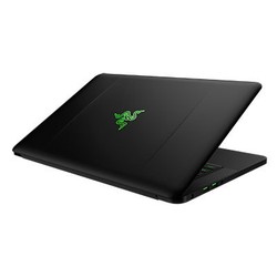 Kembaran MacBook Pro dari Razer Kini Makin Kencang