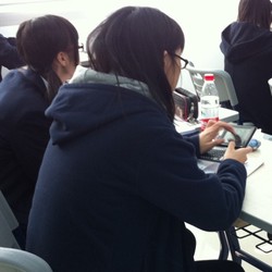 Pocket Points: Satpam Bagi Siswa yang Suka Main Ponsel di Kelas