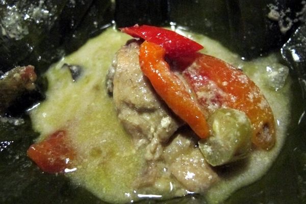 Menyantap Garang Asem dan Wedang Uwuh yang Hangat Berempah