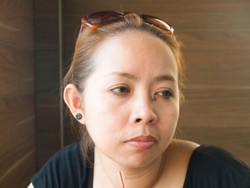 Sering Digesek-gesek Picu Tahi Lalat Hidup?