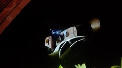 Taksi Ekspress yang Nyemplung di Kali Epicentrum Berhasil Diangkat