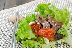 Begini Caranya Menikmati Daging BBQ Khas Korea!