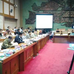 Suntikan Rp 18 T Untuk PT SMI Masih Digantung DPR